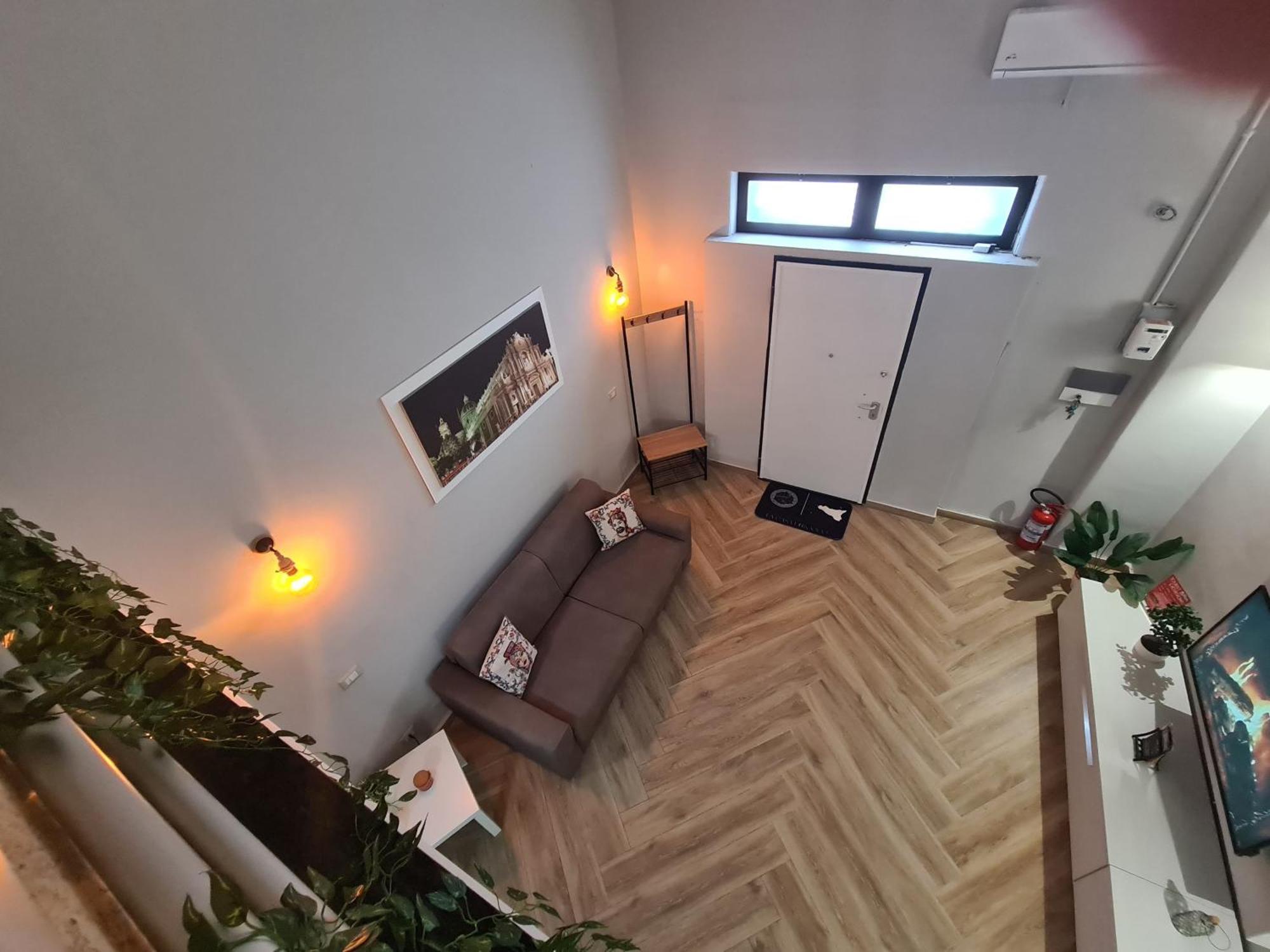 Апартаменты La Casa Di Rocco Катания Экстерьер фото