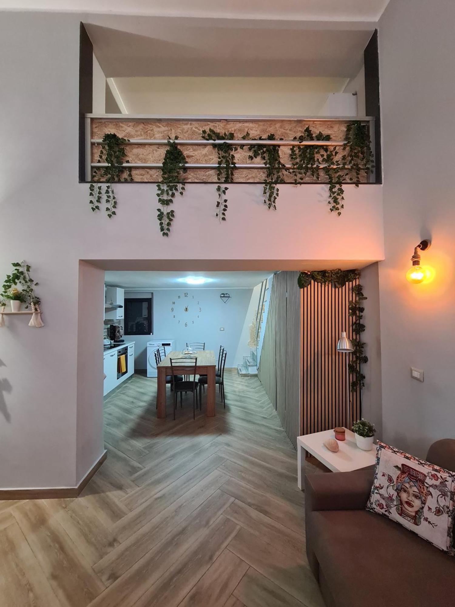 Апартаменты La Casa Di Rocco Катания Экстерьер фото
