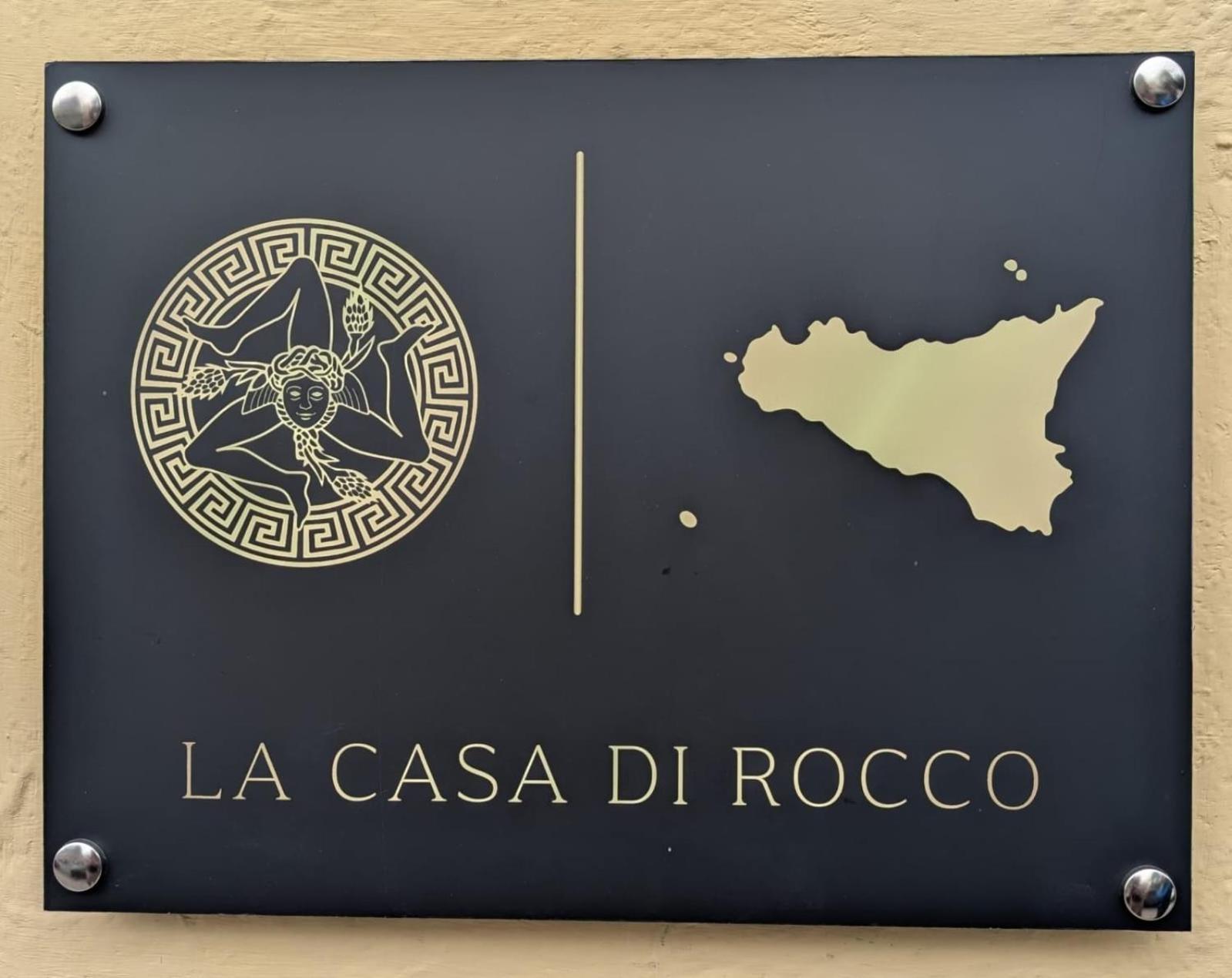 Апартаменты La Casa Di Rocco Катания Экстерьер фото